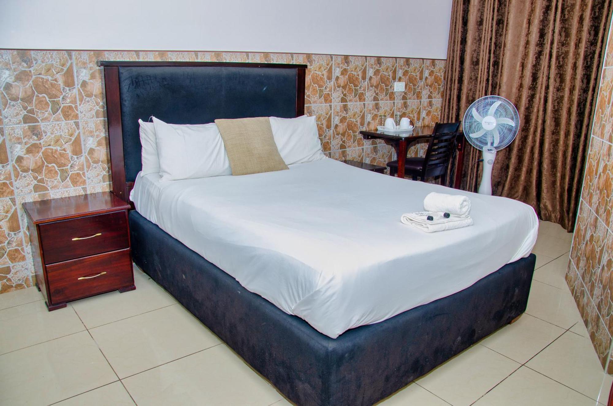 Riverstone Guest Lodge Harare Exterior photo